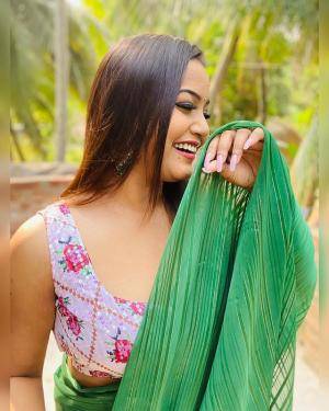 Original 640 px/ 800 px