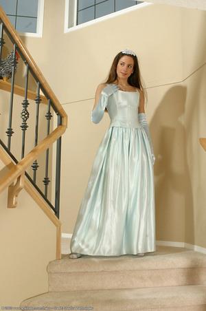 Original 680 px/ 1024 px