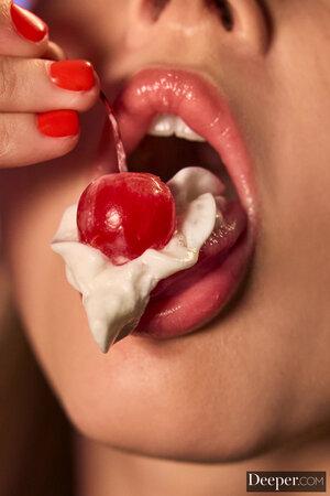 Original 2000 px/ 2999 px