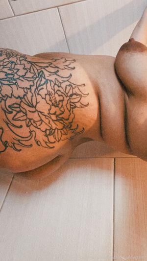 Original 828 px/ 1472 px