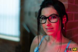 Original 4090 px/ 2727 px