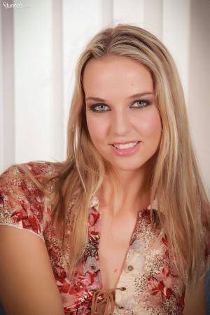 Original 854 px/ 1280 px