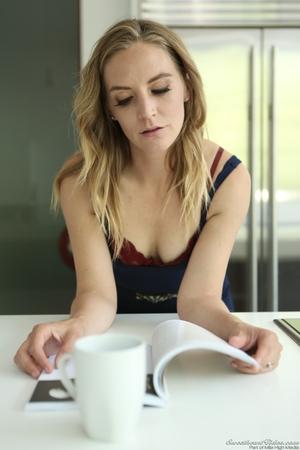 Chloe Cherry, Mona Wales - Lesbian Analingus #11