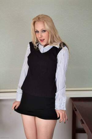 Original 1066 px/ 1600 px