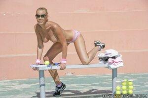 Original 900 px/ 600 px