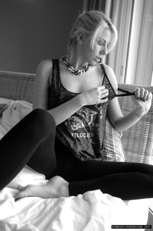 Original 2848 px/ 4288 px