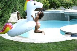 Original 1920 px/ 1280 px