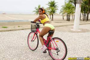 Original 3840 px/ 2542 px