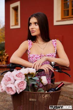 Original 2000 px/ 3000 px