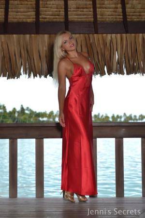 Original 683 px/ 1023 px