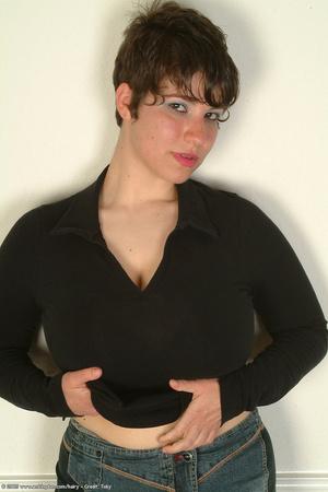 Original 682 px/ 1024 px