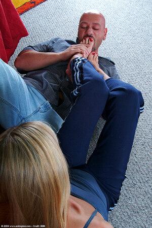 Original 684 px/ 1024 px