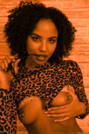 Original 3840 px/ 5760 px