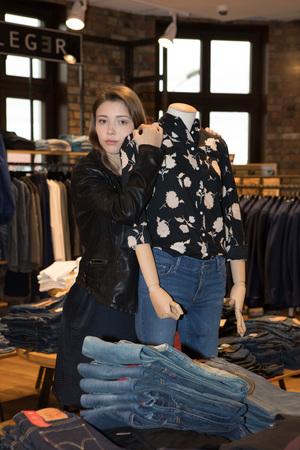 Original 4480 px/ 6720 px