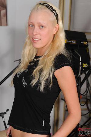 Original 1331 px/ 2000 px