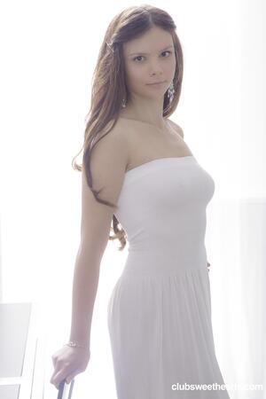 #ClubSeventeen Peachy B - Busty babe gets her pussy licked