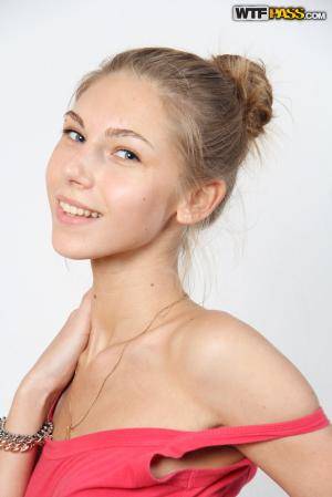 Original 1067 px/ 1600 px