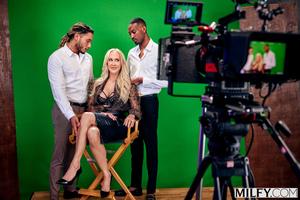 Original 2999 px/ 2000 px