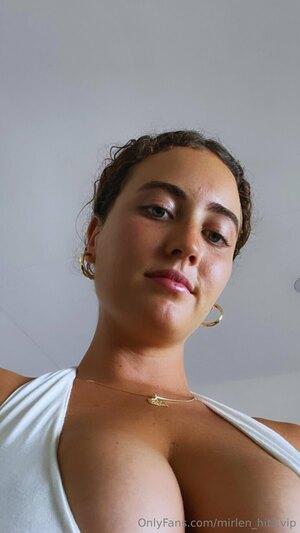 Original 1080 px/ 1920 px