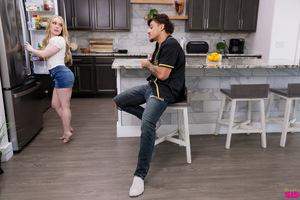 Original 8192 px/ 5464 px