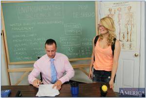 Original 850 px/ 571 px