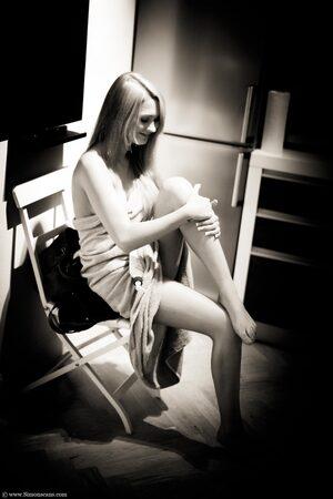 Original 1366 px/ 2048 px