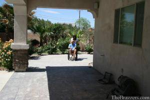 Original 900 px/ 600 px