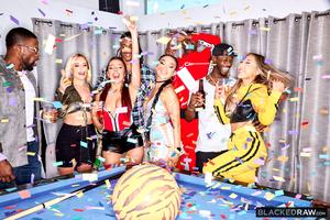 Original 2999 px/ 2000 px