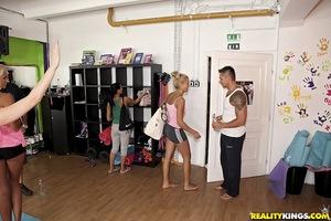 Original 900 px/ 600 px