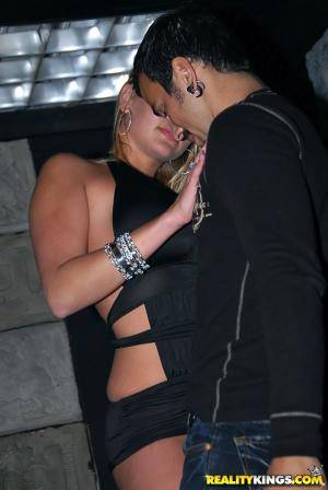 Original 602 px/ 900 px