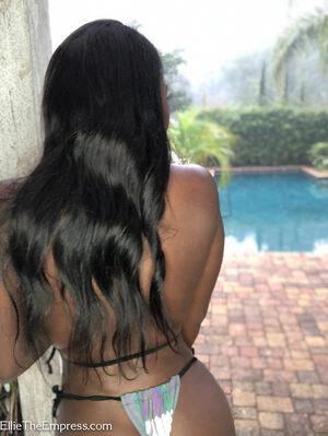 Original 1539 px/ 2048 px