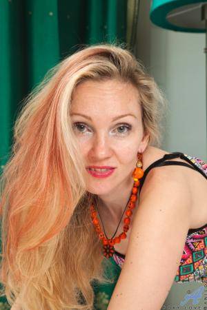 Original 1600 px/ 2400 px