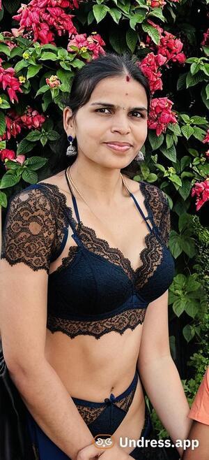 Original 584 px/ 1280 px