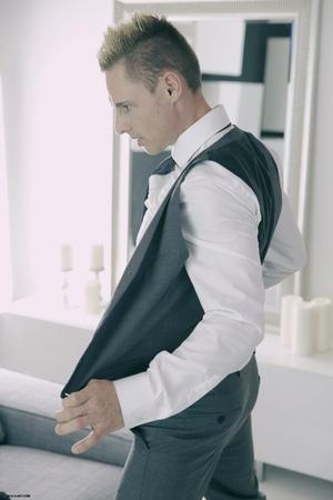 Original 682 px/ 1024 px