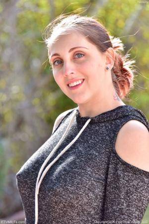 Original 852 px/ 1280 px