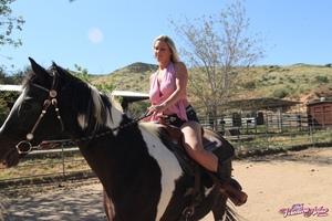 Original 1600 px/ 1066 px