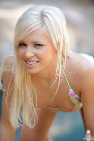 Original 1064 px/ 1600 px