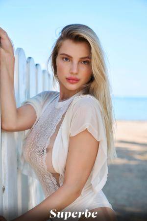 Original 2560 px/ 3840 px