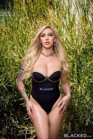 Original 2000 px/ 2999 px