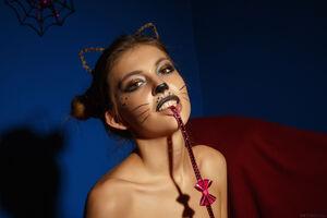 Original 4500 px/ 3000 px