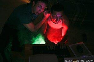 Original 900 px/ 600 px