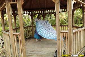 Original 1903 px/ 1269 px