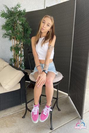 Original 2000 px/ 3000 px