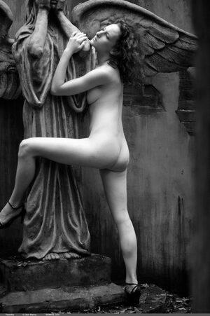 Original 1330 px/ 2000 px