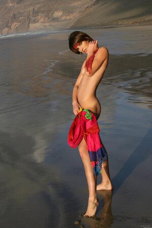 Original 3328 px/ 4992 px