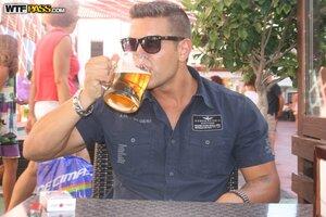 Original 1600 px/ 1067 px