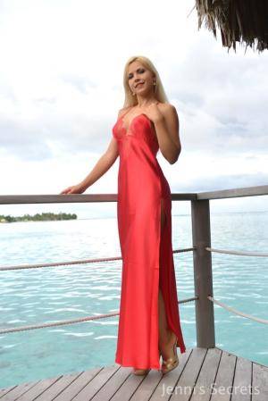 Original 683 px/ 1023 px