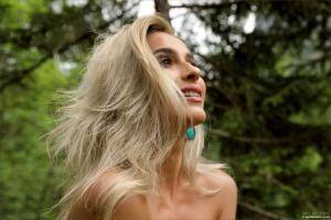 Original 1199 px/ 800 px