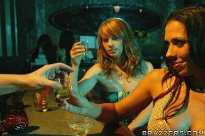 Original 900 px/ 599 px