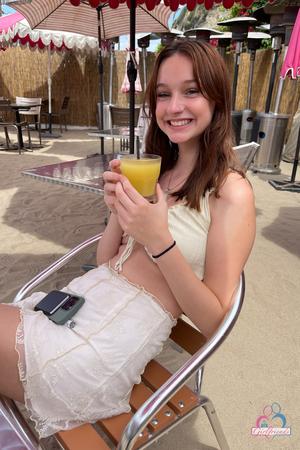 Original 2000 px/ 3000 px